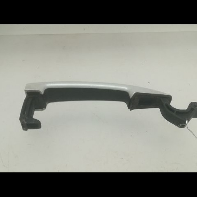 Poignee ext porte ard occasion PEUGEOT 208 208 Phase 1 2012-03-01->2015-09-30 1.6 HDI 8v 115ch 9101GH 2