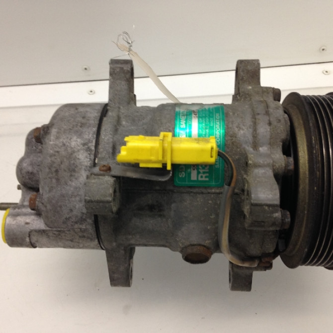 Compresseur air conditionne occasion PEUGEOT 307 Phase 1 04-2001->06-2005 6453KW 2