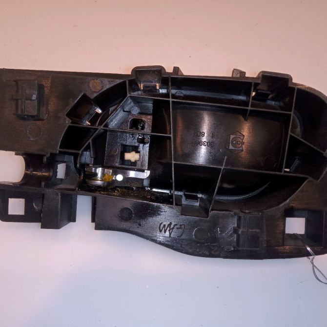 Poignee int porte ard occasion PEUGEOT 2008 Phase 1 01-2013->... 1.2i PURETECH 110ch 96555516VV 2