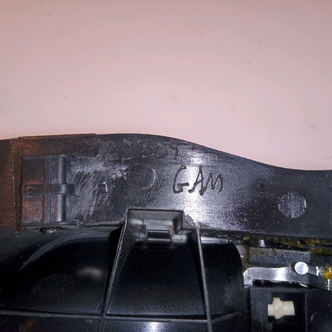 Poignee int porte ard occasion PEUGEOT 2008 Phase 1 01-2013->... 1.2i PURETECH 110ch 96555516VV 3