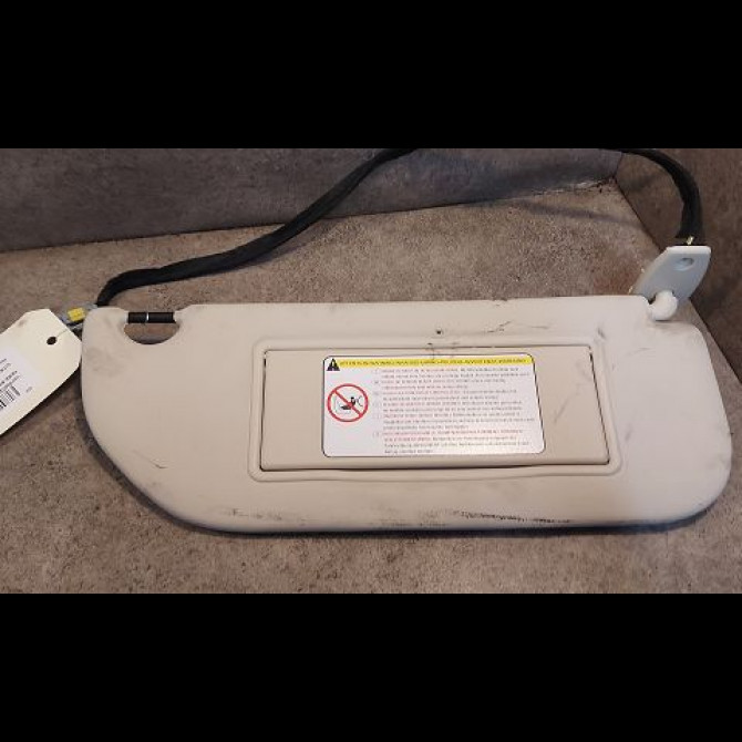 Pare-soleil droit occasion CITROEN C4 I Phase 1 11-2004->07-2008 1.6 HDi 110ch 8143JG 1