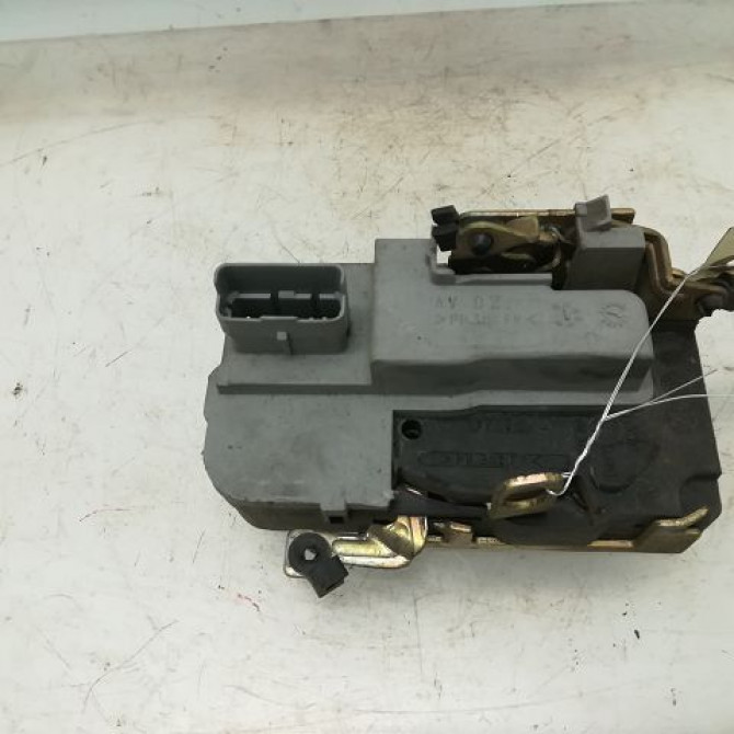 Serrure porte avd occasion PEUGEOT 206 Phase 1 09-1998->03-2009 1.6 HDI 16v 9136J1 2