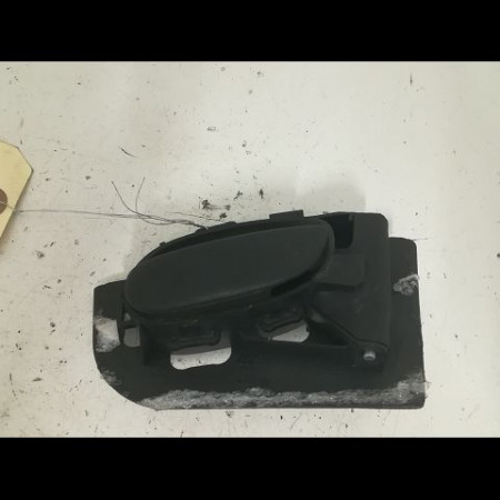 Poignee int porte avd occasion PEUGEOT 206 + Phase 1 03-2009->05-2013 1.4i 75ch 914480