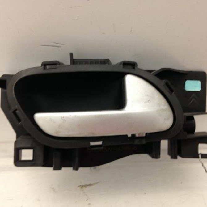Poignee int porte ard occasion PEUGEOT 207 Phase 1 04-2006->06-2013 9144A4 1