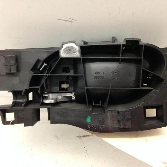 Poignee int porte ard occasion PEUGEOT 207 Phase 1 04-2006->06-2013 9144A4 2