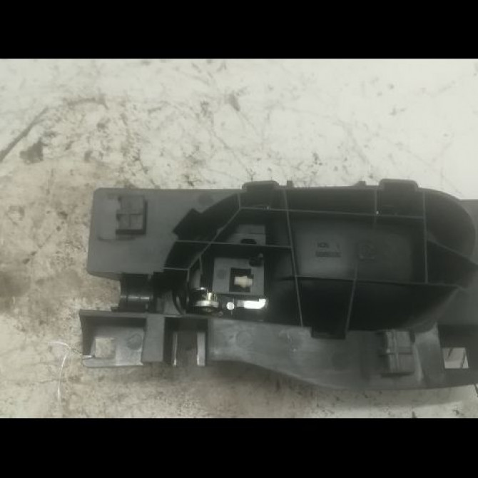 Poignee int porte ard occasion PEUGEOT 207 Phase 1 04-2006->06-2013 1.6 HDI 16v 90ch 9144A5 2