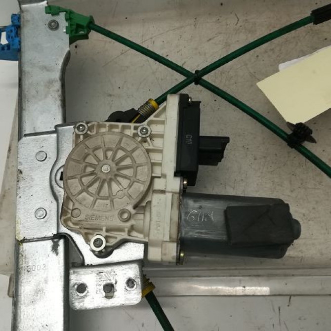 Mecanisme + moteur lève-glace avant droit occasion CITROEN C2 Phase 1 09-2003->10-2008 1.4 HDi 9222X2 2
