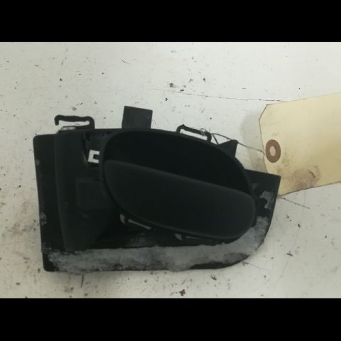 Poignee int porte avg occasion PEUGEOT 206 + Phase 1 03-2009->05-2013 1.4i 75ch 9143A4 1