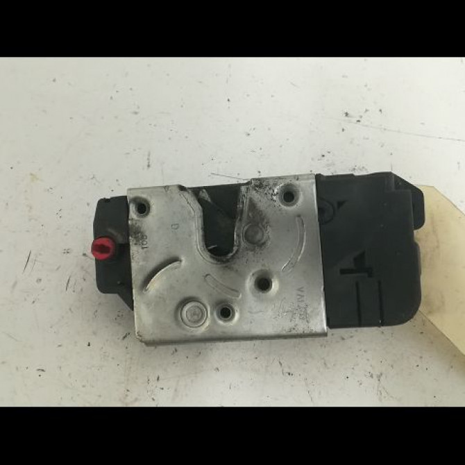 Serrure porte ard occasion PEUGEOT 206 + Phase 1 03-2009->05-2013 1.4i 75ch 9138J0 1