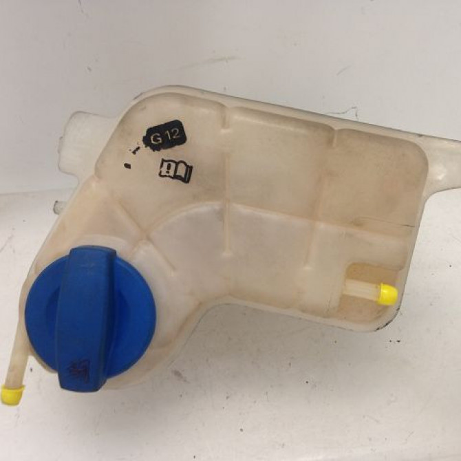 Vase expansion occasion AUDI A6 II Phase 2 07-2001->05-2004 4F0121403M 1