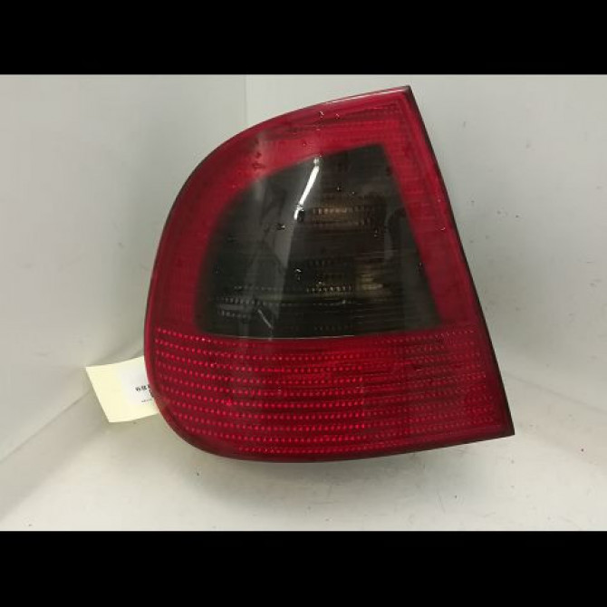 Feu arrière gauche occasion SEAT CORDOBA I Phase 2 09-1999->10-2002 6K5945111 1