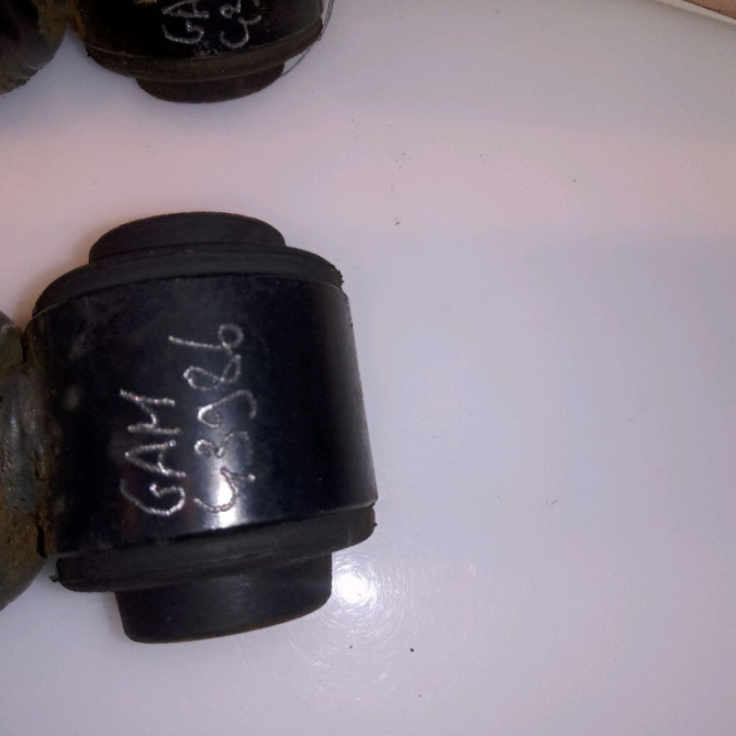 Amortisseur arrière droit occasion PEUGEOT 208 208 Phase 1 2012-03-01->2015-09-30 1.2 VTI 82ch 2