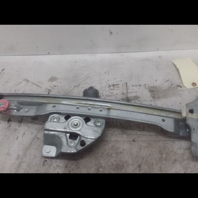 Mecanisme + moteur lève-glace avant droit occasion PEUGEOT 208 208 Phase 1 2012-03-01->2015-09-30 1.4 HDI 68ch 9673154380 2