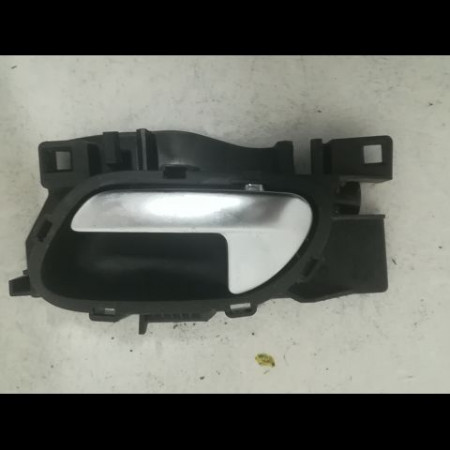 Poignee int porte avg occasion PEUGEOT 208 208 Phase 1 2012-03-01->2015-09-30 1.4 HDI 68ch 96555518VV