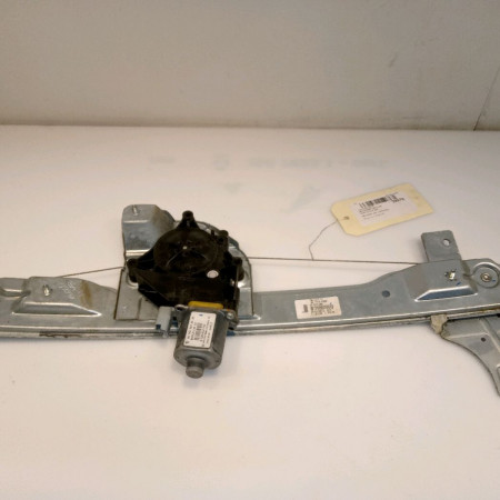 Mecanisme + moteur lève-glace avant droit occasion PEUGEOT 208 208 Phase 1 2012-03-01->2015-09-30 1.4 HDI 68ch 9673154380