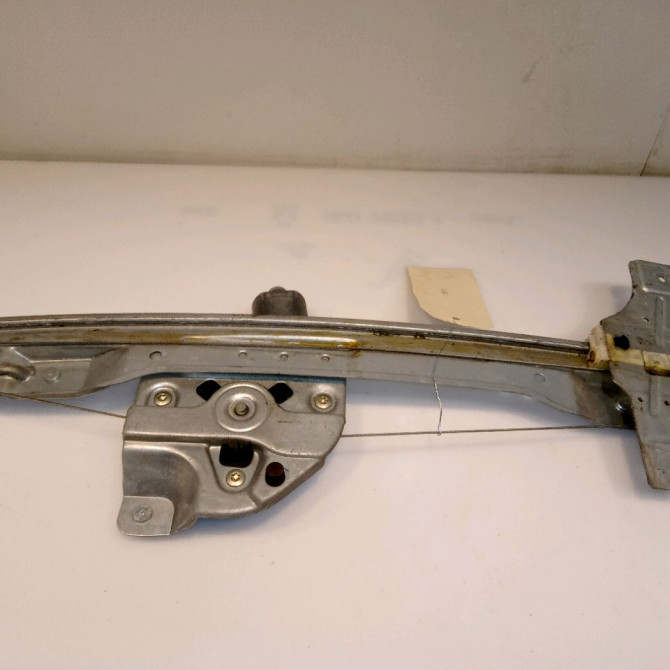 Mecanisme + moteur lève-glace avant droit occasion PEUGEOT 208 208 Phase 1 2012-03-01->2015-09-30 1.4 HDI 68ch 9673154380 2