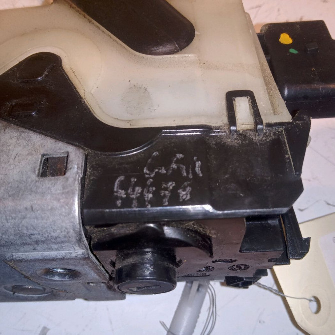 Serrure porte arg occasion PEUGEOT 208 208 Phase 1 2012-03-01->2015-09-30 1.2 VTI 82ch 4