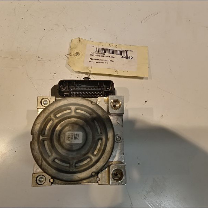 Unité hydraulique ABS occasion PEUGEOT 208 208 Phase 1 2012-03-01->2015-09-30 1.2 VTI 82ch 1610134480 1