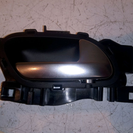 Poignee int porte avd occasion PEUGEOT 208 208 Phase 1 2012-03-01->2015-09-30 1.2 VTI 82ch