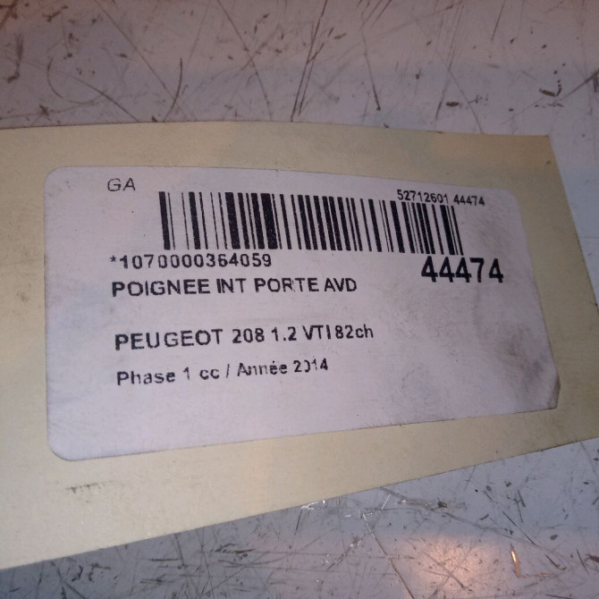 Poignee int porte avd occasion PEUGEOT 208 208 Phase 1 2012-03-01->2015-09-30 1.2 VTI 82ch 4