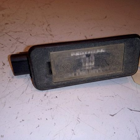 Eclaireur plaque de police g occasion PEUGEOT 208 208 Phase 1 2012-03-01->2015-09-30 1.2 VTI 82ch