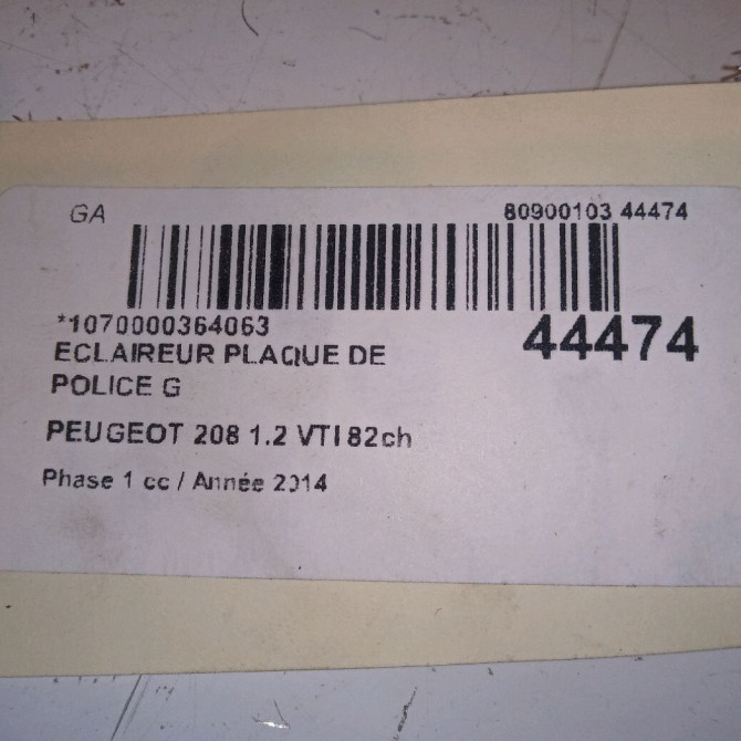 Eclaireur plaque de police g occasion PEUGEOT 208 208 Phase 1 2012-03-01->2015-09-30 1.2 VTI 82ch 4
