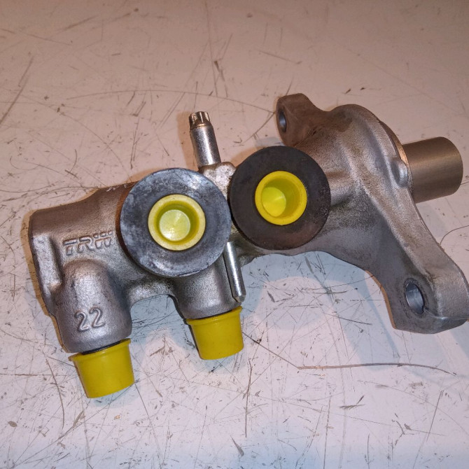 Maitre cylindre occasion PEUGEOT 208 208 Phase 1 2012-03-01->2015-09-30 1.2 VTI 82ch 1