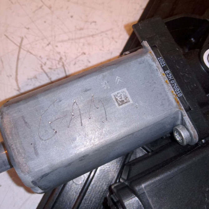 Mecanisme+moteur leve-glace arg occasion PEUGEOT 3008 II Phase 1 04-1995->04-1999 1.5 BlueHDI 130ch 9830389080 3