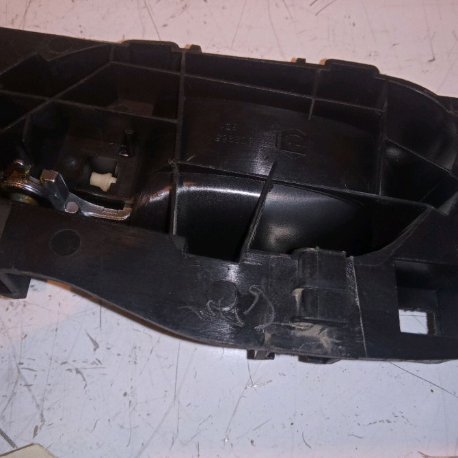 Poignee int porte avd occasion PEUGEOT 208 Phase 2 04-2015->... 1.6 BLUE HDI 100ch 96555516VV 3