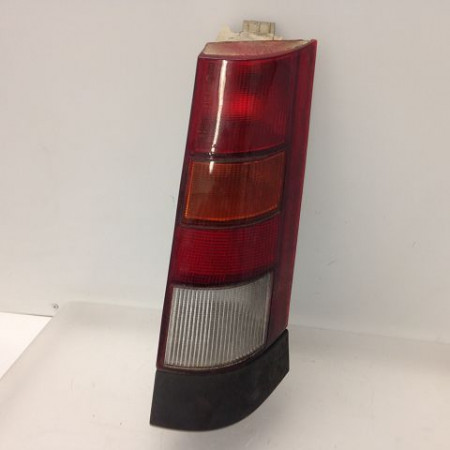Feu arrière gauche occasion RENAULT SUPER 5 Phase 1 10-1984->12-1996 CAMPUS BV4 (92-93) 7701030761