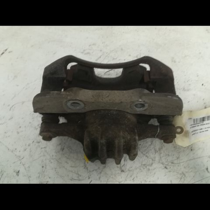 Etrier de frein avant droit occasion PEUGEOT 308 I Phase 1 09-2007->03-2011 1.6 HDI 16v 110ch 4401N9 2