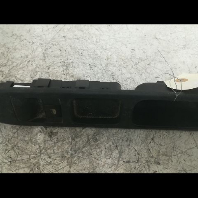 Commande lève-glace porte avant droite occasion PEUGEOT 307 Phase 1 04-2001->06-2005 2.0 HDI 110ch 6554E7 1