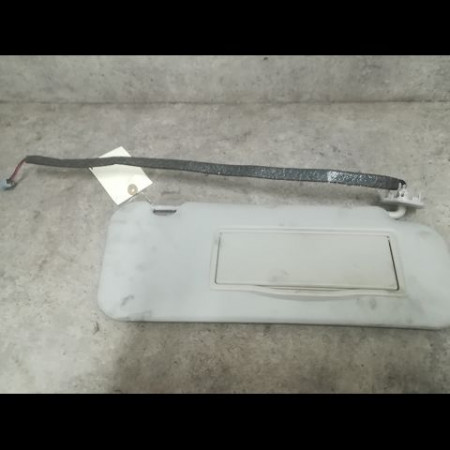 Pare-soleil droit occasion PEUGEOT 307 Phase 1 SW 03-2002->07-2004 2.0 HDi 110ch 8143HS