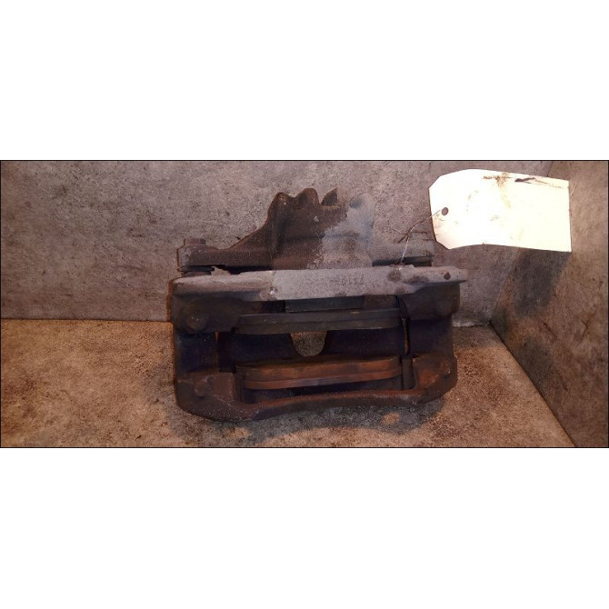 Etrier de frein avant gauche occasion PEUGEOT 308 I Phase 1 09-2007->03-2011 1.6 HDI 16v 110ch 4401N8 2