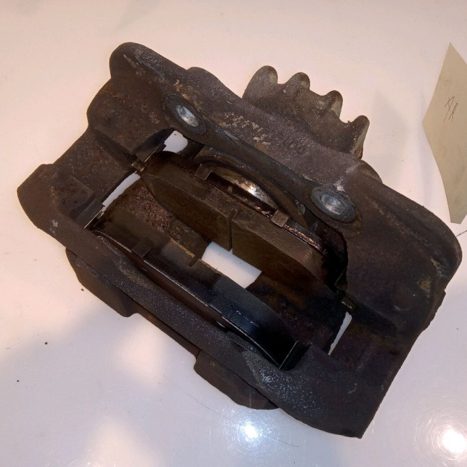 Etrier de frein avant gauche occasion PEUGEOT 308 I 4401N8 2