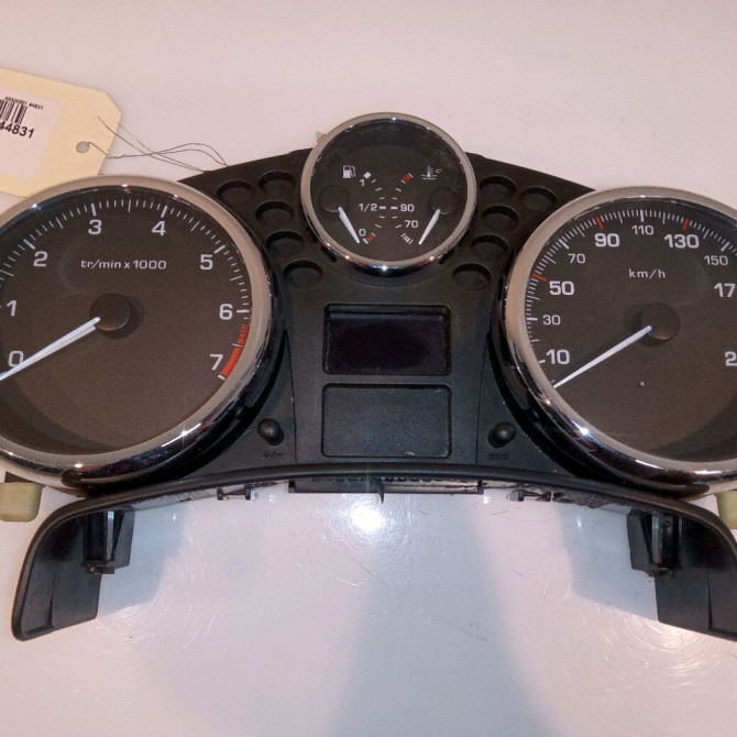 Compteur occasion PEUGEOT 207 Phase 1 04-2006->06-2013 1.4 VTI 16v 95ch 6103CT 1