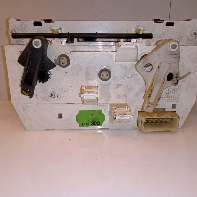 Commande de chauffage occasion PEUGEOT 206 + Phase 1 03-2009->05-2013 1.4 HDI 70ch 6451VH 2