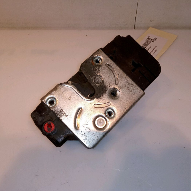 Serrure porte ard occasion PEUGEOT 206 + Phase 1 03-2009->05-2013 1.4 HDI 70ch 9138J0 1