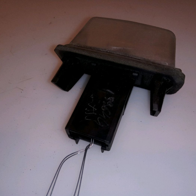 Eclaireur plaque de police d occasion CITROEN C3 I Phase 2 10-2005->12-2010 1.4 HDi 70ch 2