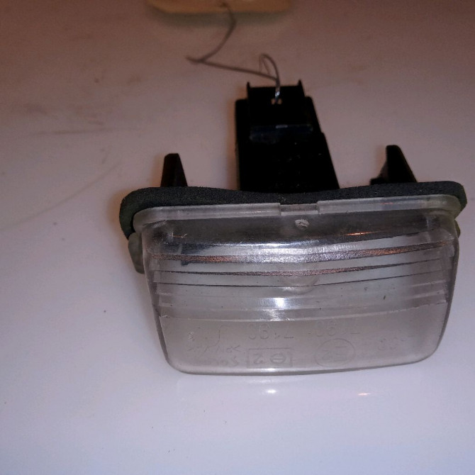 Eclaireur plaque de police g occasion CITROEN C3 I Phase 2 10-2005->12-2010 1.4 HDi 70ch 1