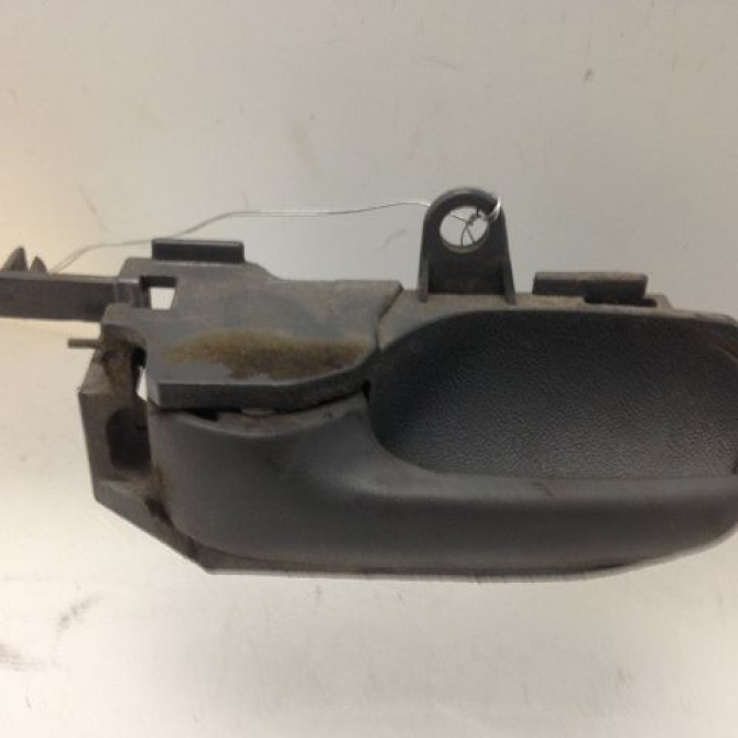 Poignee int porte arg occasion PEUGEOT 107 Phase 1 06-2005->12-2008 9143K9 1