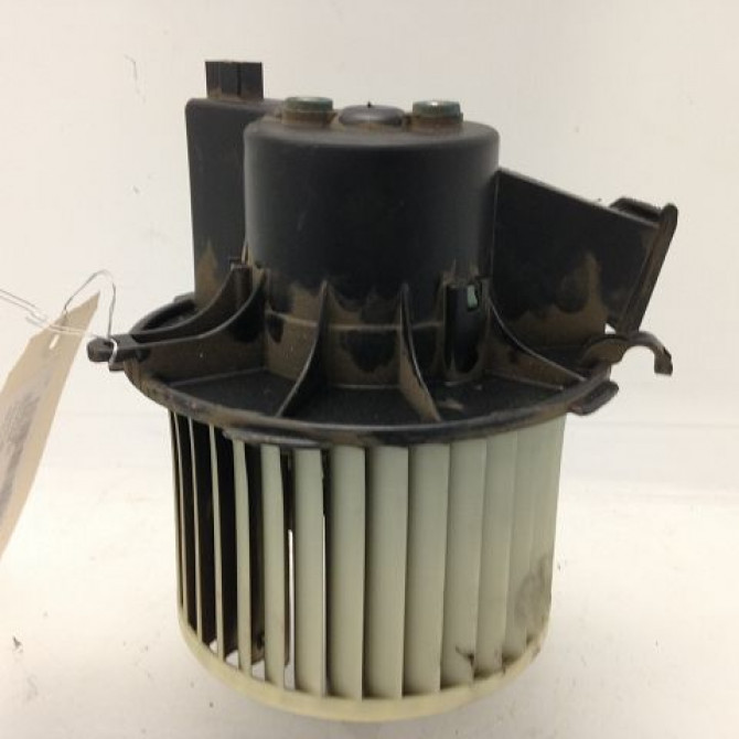 Ventilateur de chauffage occasion PEUGEOT 307 Phase 1 04-2001->06-2005 1.6 HDI 16v 110ch 6441T8 2