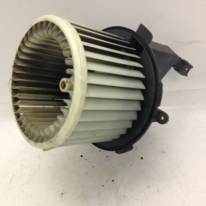 Ventilateur de chauffage occasion PEUGEOT 307 Phase 1 04-2001->06-2005 1.4 HDI 6441T8 3