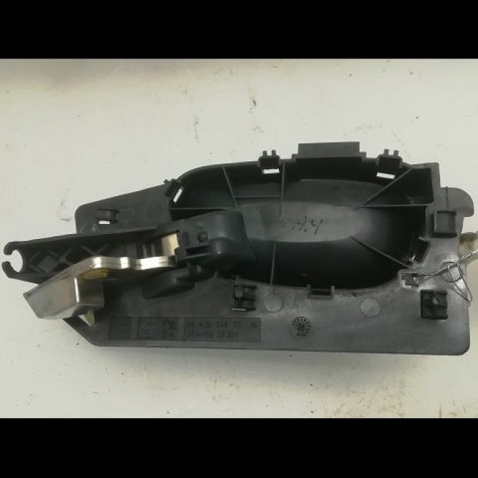 Poignee int porte avd occasion PEUGEOT 307 Phase 1 04-2001->06-2005 2.0 HDI 90ch 9143F5 2