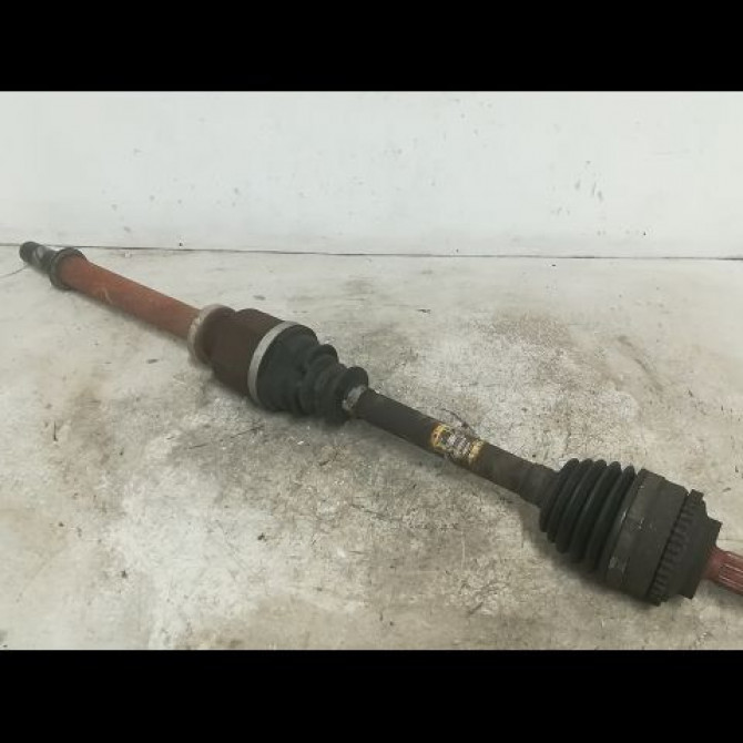 Transmission avant droite occasion RENAULT CLIO II Phase 2 06-2001->07-2006 1.5 DCI 70ch 8200749390 1