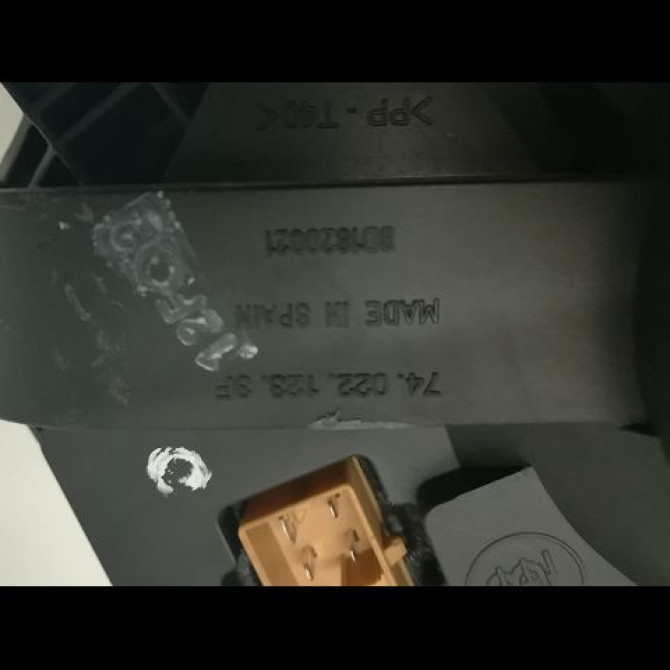 Ventilateur de chauffage occasion VOLKSWAGEN PASSAT IV Phase 2 10-2000->03-2005 1.9 TDI 130ch 8D1820021C 3