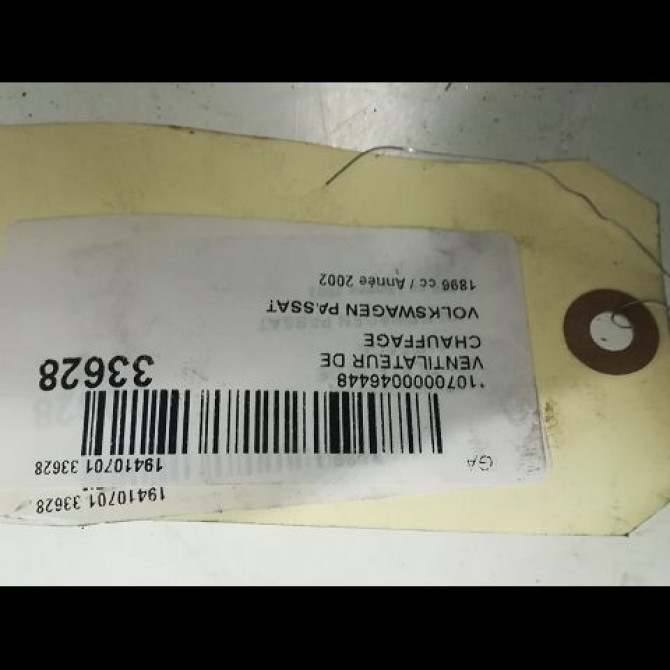 Ventilateur de chauffage occasion VOLKSWAGEN PASSAT IV Phase 2 10-2000->03-2005 1.9 TDI 130ch 8D1820021C 4