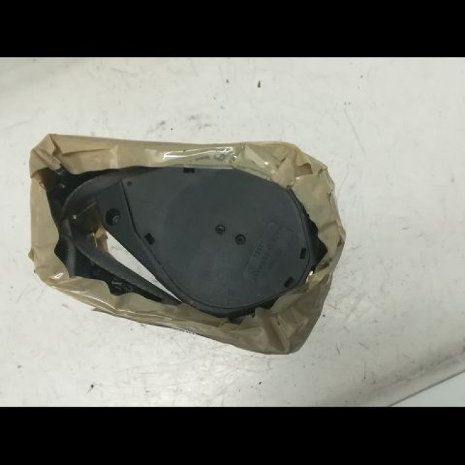 Ceinture arrière gauche occasion RENAULT CLIO II Phase 1 03-1998->06-2001 1.2 8200282139 1