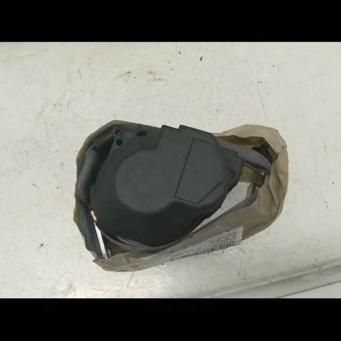 Ceinture arrière gauche occasion RENAULT CLIO II Phase 1 03-1998->06-2001 1.2 8200282139 2