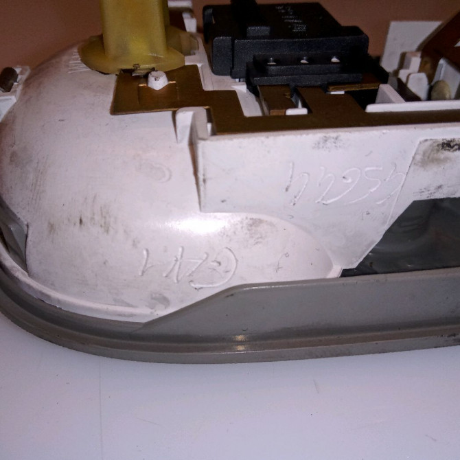 Plafonnier occasion RENAULT CLIO II Phase 2 06-2001->07-2006 1.5 DCI 65ch 3